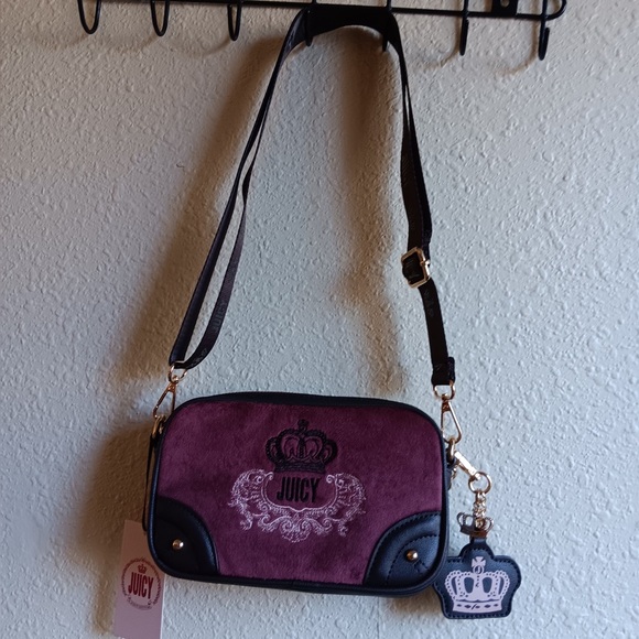 Juicy Couture Handbags - Juicy Couture Purple and Black Key & Card Holder Set